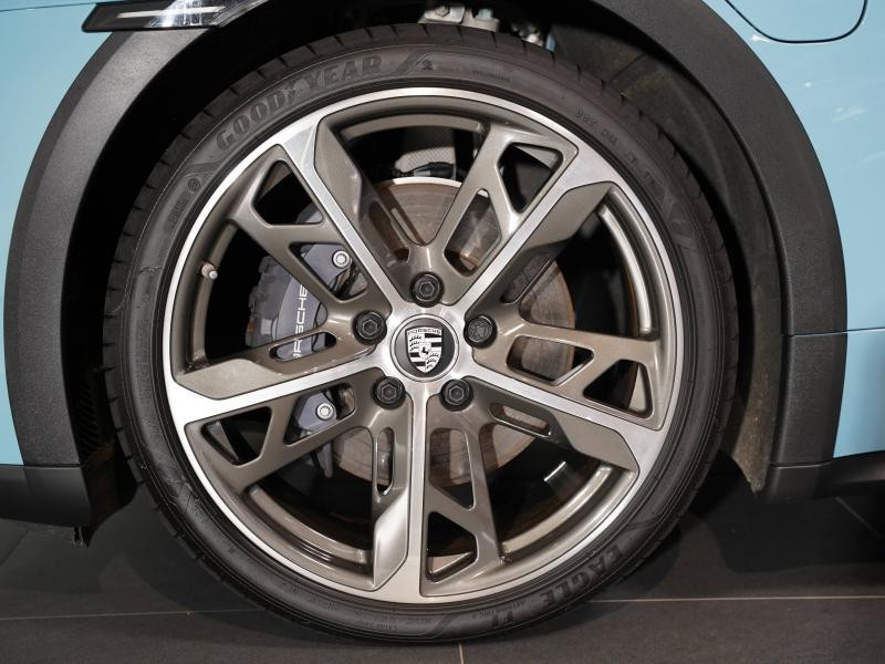 Occasion PORSCHE Taycan Cross Turismo 476ch 4 2023 Bleu Glacé métallisé 79900 € à Lesménils