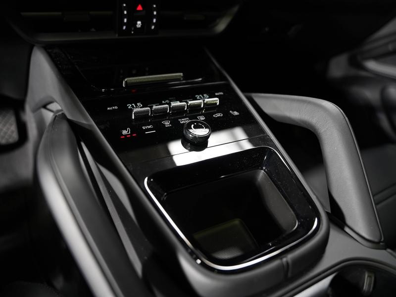 Occasion PORSCHE Cayenne 3.0 V6 470ch E-Hybrid 2025  129900 € à Lesménils