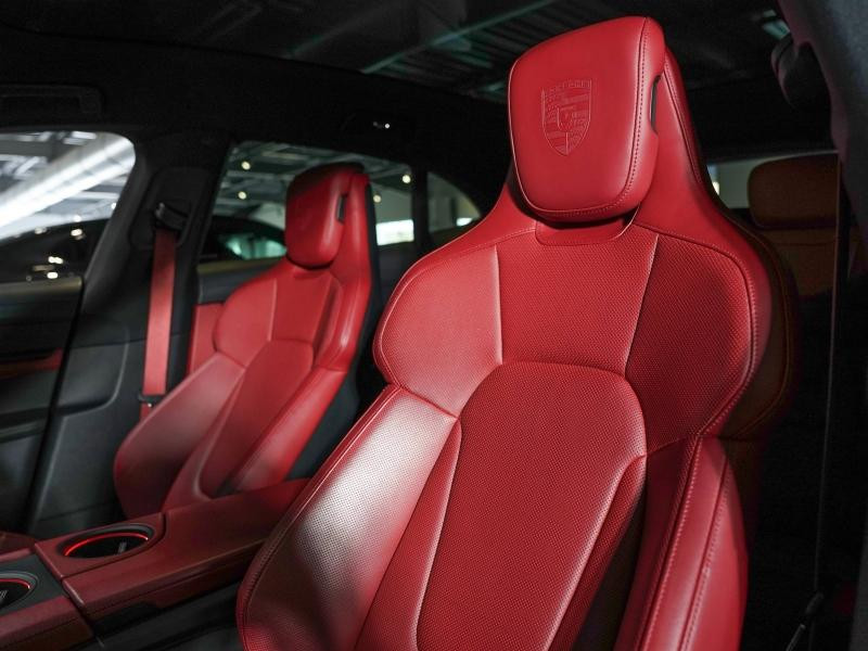 Used PORSCHE Taycan 571ch 4S avec batterie performance plus MY22 2022 Noir € 64900 in Lesménils