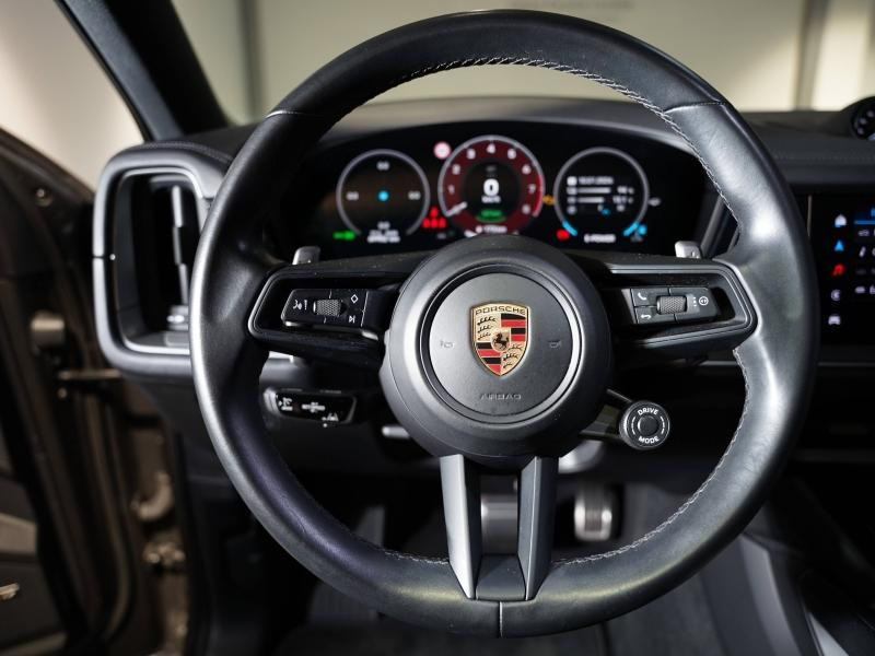 Used PORSCHE Cayenne Coupé 3.0 V6 519ch S E-Hybrid 2024 Gris Quartzite Métallisée € 104900 in Lesménils