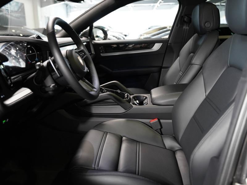 Occasion PORSCHE Cayenne Coupé 3.0 V6 470ch E-Hybrid 2025 Gris Quartzite Métallisée 127900 € à Lesménils