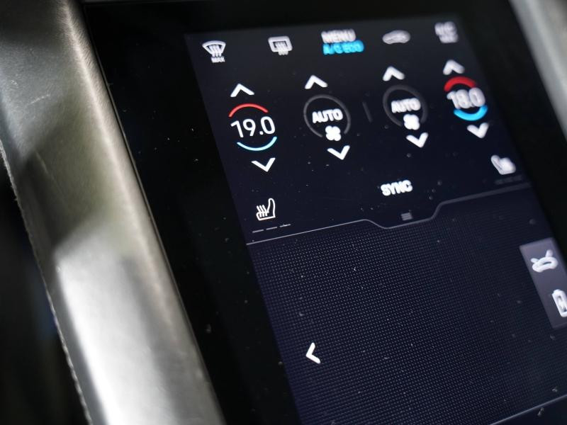 Used PORSCHE Taycan 680ch Turbo MY21 2021 Blanc Carrara métallisé € 69900 in Lesménils