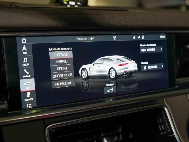 Occasion PORSCHE Panamera 3.0 V6 462ch 4 E-Hybrid 2018 Blanc Carrara 69900 € à Lesménils