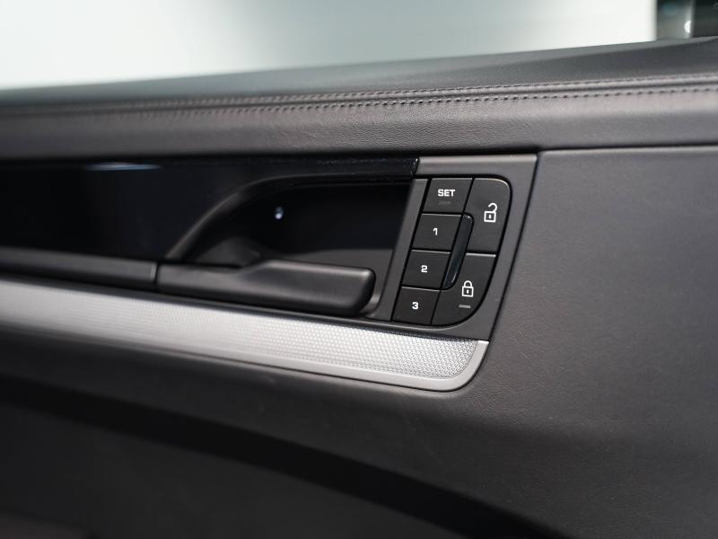 Used PORSCHE Cayenne Coupé 3.0 V6 519ch S E-Hybrid 2024 Gris Quartzite Métallisée € 104900 in Lesménils