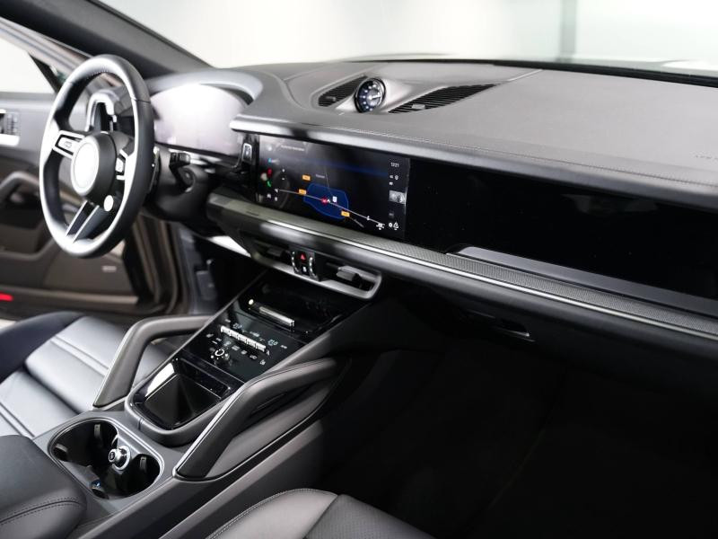 Occasion PORSCHE Cayenne Coupé 3.0 V6 470ch E-Hybrid 2025 Gris Quartzite Métallisée 127900 € à Lesménils