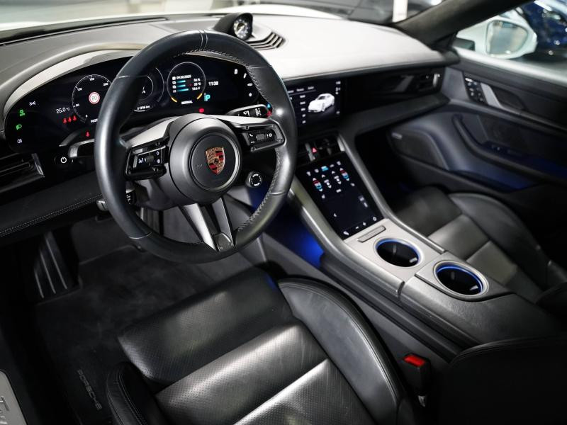 Used PORSCHE Taycan 680ch Turbo MY21 2021 Blanc Carrara métallisé € 69900 in Lesménils