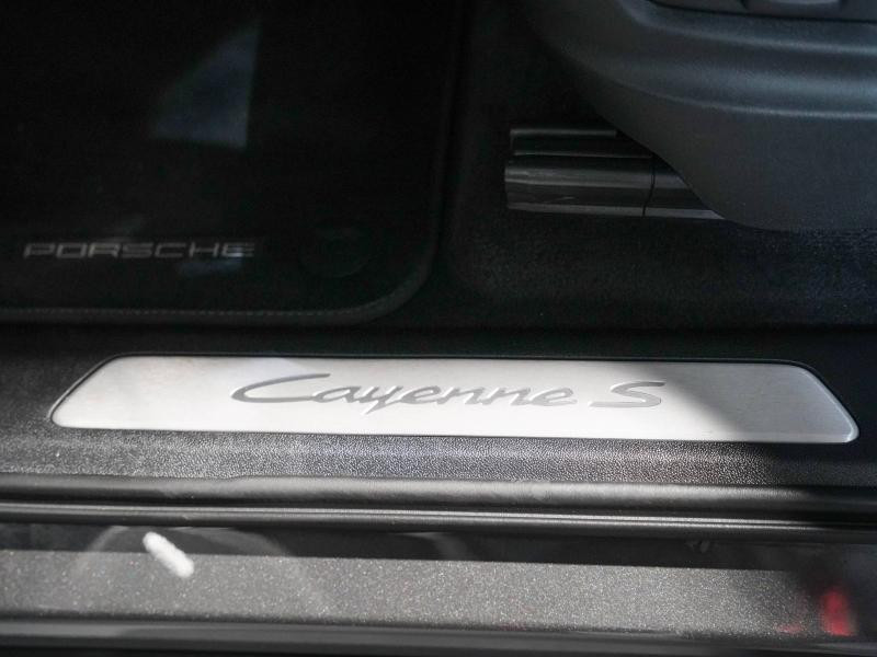 Used PORSCHE Cayenne Coupé 3.0 V6 519ch S E-Hybrid 2024 Gris Quartzite Métallisée € 124900 in Lesménils