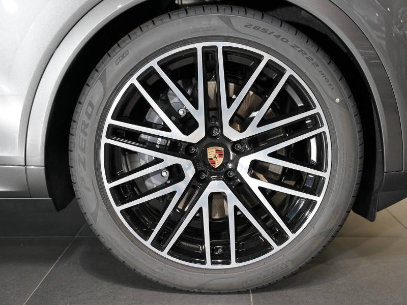 Occasion PORSCHE Cayenne Coupé 3.0 V6 470ch E-Hybrid 2025 Gris Quartzite Métallisée 127900 € à Lesménils