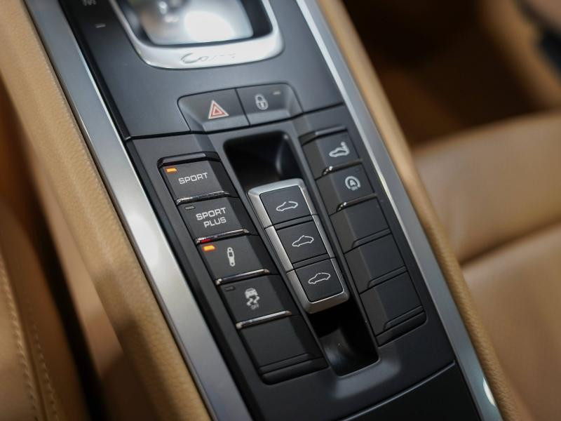 Occasion PORSCHE 911 Coupe Carrera S PDK 2012 Noir Basalte 94900 € à Lesménils