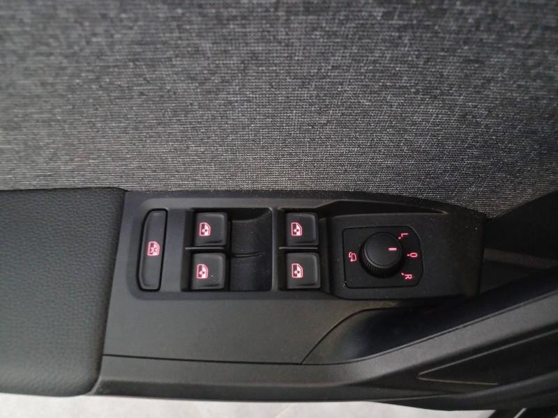 Occasion SEAT Arona 1.0 TSI 110ch Xperience DSG7 GARANTIE  12 MOIS 2022 Gris 20990 € à Metz