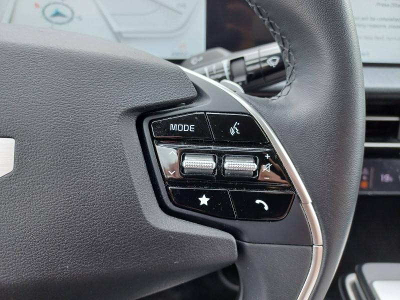 Occasion KIA EV6 229ch Air Active 2WD GPS CLIM CAMERA CARPLAY GARANTIE 12-2028 2021 Blanc Glacier métallisé 27990 € à Metz