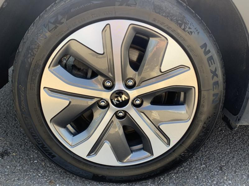 Used KIA e-Niro Premium 204ch 2022 Yacht blue m € 25990 in Metz