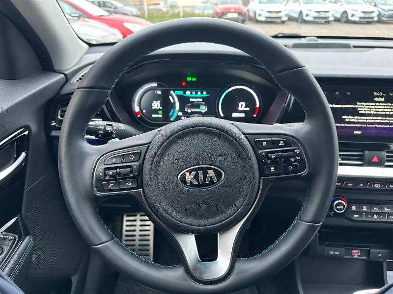 Used KIA e-Niro Premium 204ch 2022 Yacht blue m € 25990 in Metz