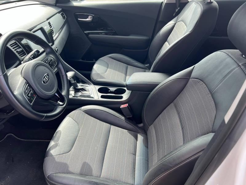 Occasion KIA Niro 1.6 GDi 105ch ISG + électrique 43.5ch Active Business DCT6 garantie 12 mois 2017 Blanc Sensation 15990 € à Metz