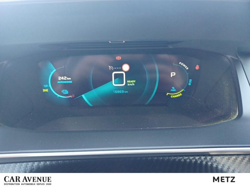 Used PEUGEOT 2008 e-2008 136ch Allure Pack 2022 Blanc Nacré (N) € 20990 in Metz