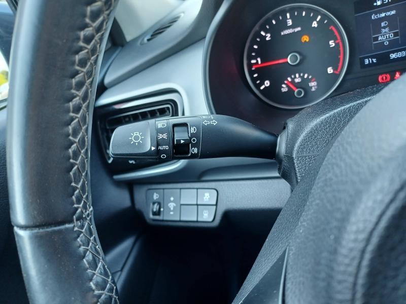 Occasion KIA Stonic 1.0 T-GDi 120ch MHEV Active iBVM6 GARANTIE 07-2028 2021 Gris Magnétique métallisé 13990 € à Metz
