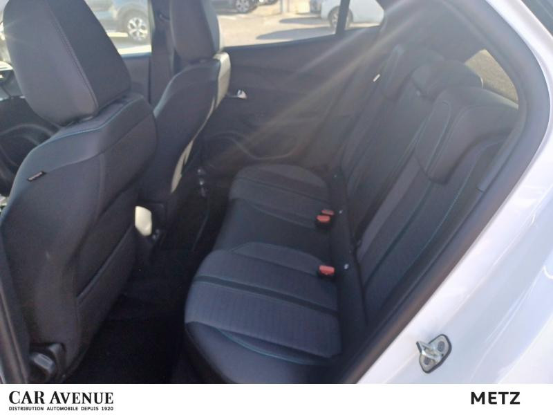 Used PEUGEOT 2008 e-2008 136ch Allure Pack 2022 Blanc Nacré (N) € 20990 in Metz