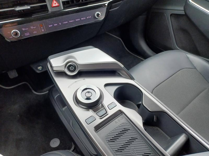 Occasion KIA EV6 229ch Air Active 2WD GPS CLIM CAMERA CARPLAY GARANTIE 12-2028 2021 Blanc Glacier métallisé 27990 € à Metz