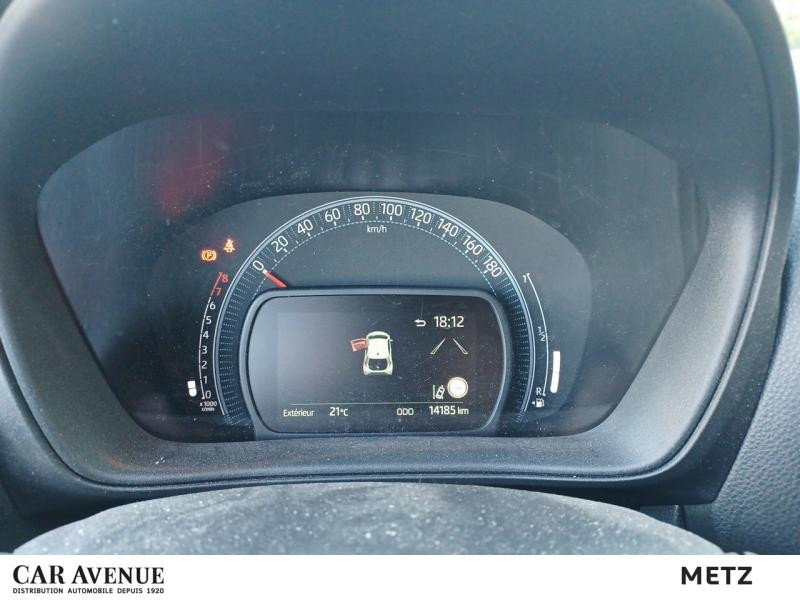 Used TOYOTA Aygo X 1.0 VVT-i 72ch Design  Garantie 12 mois 2022 Bi-Ton Rouge Piment premium/Toit noir € 14290 in Metz