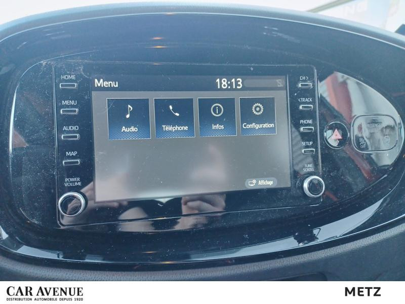 Used TOYOTA Aygo X 1.0 VVT-i 72ch Design  Garantie 12 mois 2022 Bi-Ton Rouge Piment premium/Toit noir € 14290 in Metz
