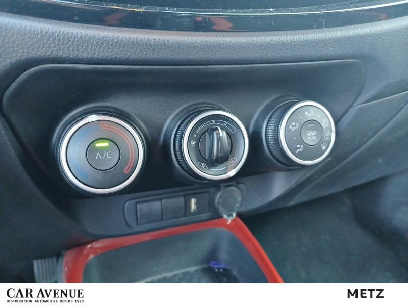 Used TOYOTA Aygo X 1.0 VVT-i 72ch Design  Garantie 12 mois 2022 Bi-Ton Rouge Piment premium/Toit noir € 14290 in Metz