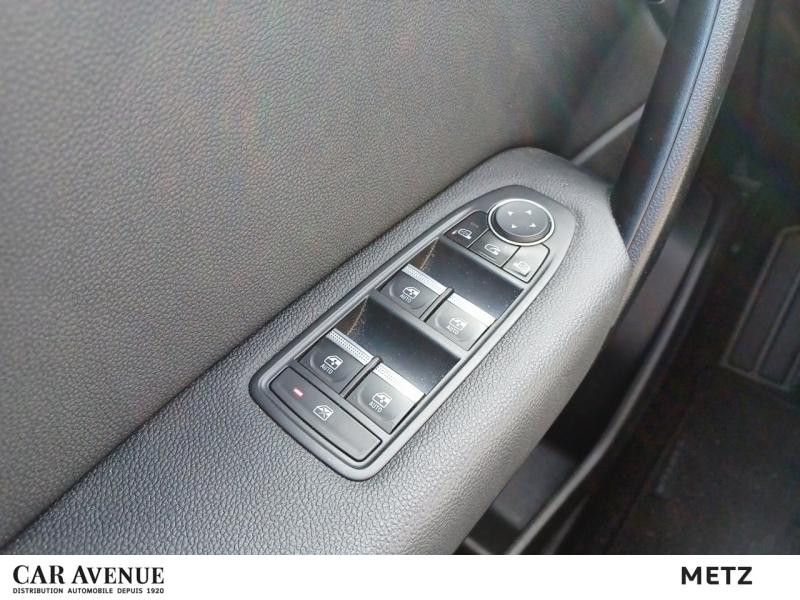 Occasion RENAULT Captur 1.0 TCe 100ch Intens GPL -21 garantie 12 mois 2022 Bleu Iron/Gris Highland 15990 € à Metz
