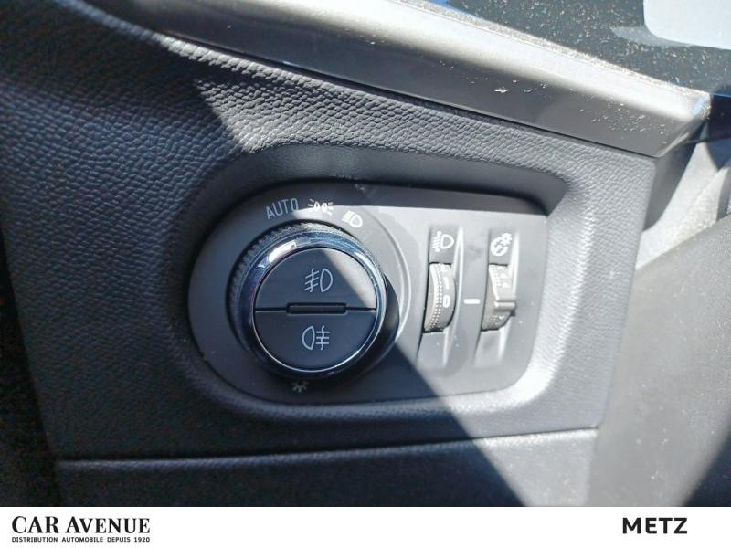 Occasion OPEL Mokka 1.2 Turbo 100ch Elegance garantie 12 mois 2022 Vert Ikone/Toit Noir métal 14990 € à Metz