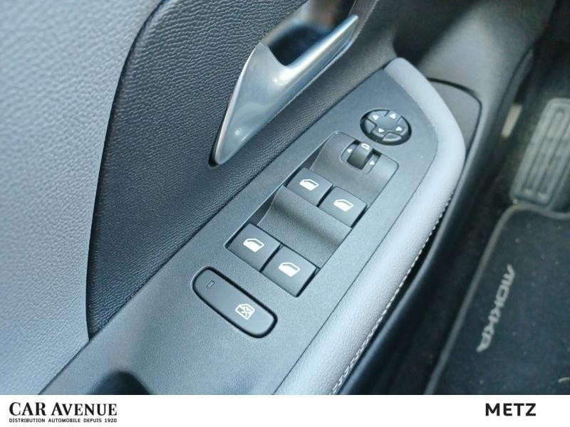 Occasion OPEL Mokka 1.2 Turbo 100ch Elegance garantie 12 mois 2022 Vert Ikone/Toit Noir métal 14990 € à Metz