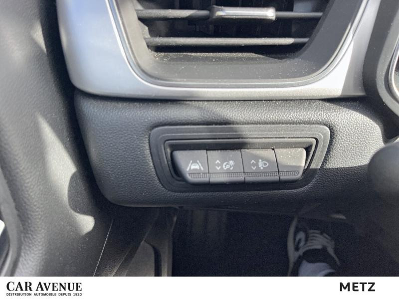 Occasion RENAULT Captur 1.6 E-Tech hybride 145ch Intens -21 Garantie 12 mois 2022 Bleu Iron/Noir Etoilé 17990 € à Metz
