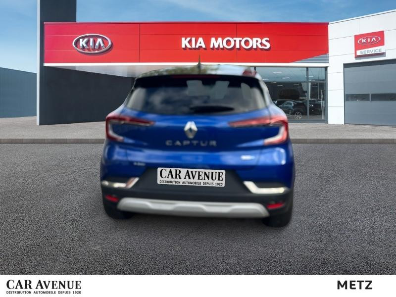 Occasion RENAULT Captur 1.6 E-Tech hybride 145ch Intens -21 Garantie 12 mois 2022 Bleu Iron/Noir Etoilé 17990 € à Metz