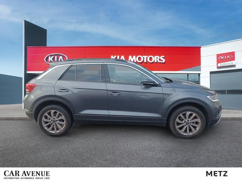 Occasion VOLKSWAGEN T-Roc 1.5 TSI Evo2 150ch Style DSG7 GARANTIE 12 MOIS 2025 Gris 28990 € à Metz