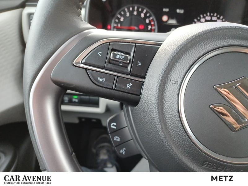 Occasion SUZUKI Swift 1.2 Hybrid 83ch Pack Auto GARANTIE 12 MOIS 2025 Burning Red Pearl Metal 16990 € à Metz