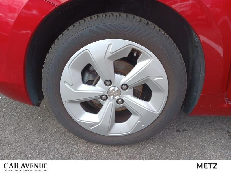 Occasion SUZUKI Swift 1.2 Hybrid 83ch Pack Auto GARANTIE 12 MOIS 2025 Burning Red Pearl Metal 16990 € à Metz