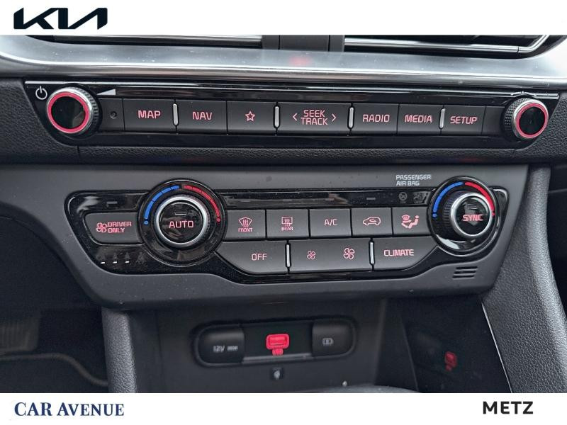 Occasion KIA Niro 1.6 GDi 105ch ISG + Plug-In 60.5ch Lounge DCT6 MY22 GARANTIE 11-2028 2021 Blanc 21490 € à Metz