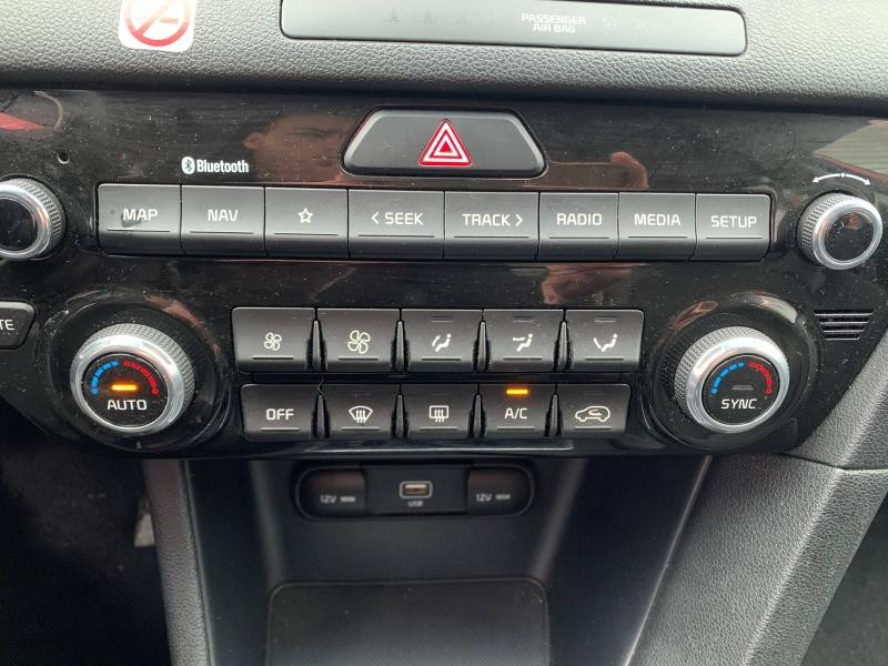 Occasion KIA Sportage 1.6 CRDi 136ch MHEV Black Edition 4x2 DCT7 garantie  12 mois 2021 Rouge Rubis 19490 € à Metz