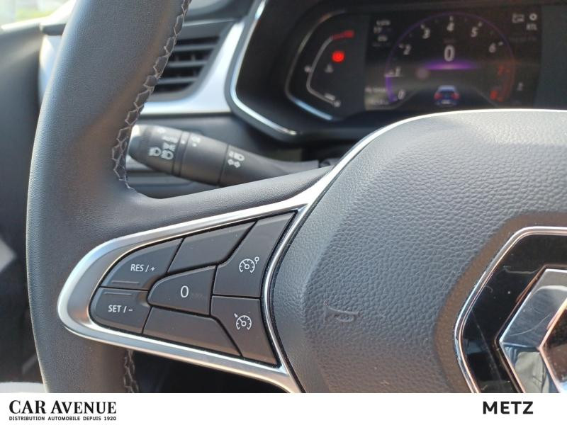 Occasion RENAULT Captur 1.0 TCe 100ch Intens GPL -21 garantie 12 mois 2022 Bleu Iron/Gris Highland 15990 € à Metz