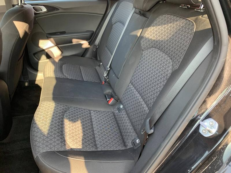 Used KIA Ceed 1.0 T-GDI 120ch Active  GARANTIE 12 MOIS 2021 Noir Basalte métallisé € 13990 in Metz