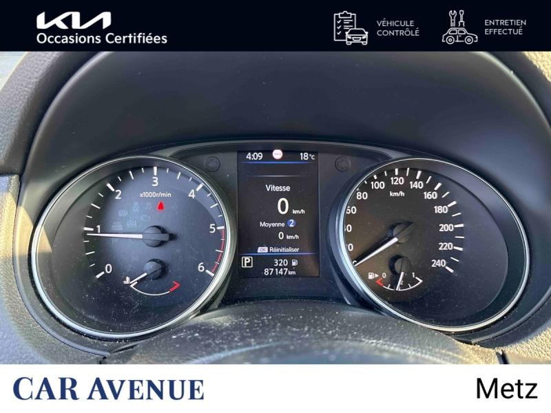 Used NISSAN Qashqai 1.5 dCi 115ch N-Connecta DCT 2019 Euro6-EVAP GARANTIE 12 MOIS 2019 Blanc Lunaire € 15990 in Metz
