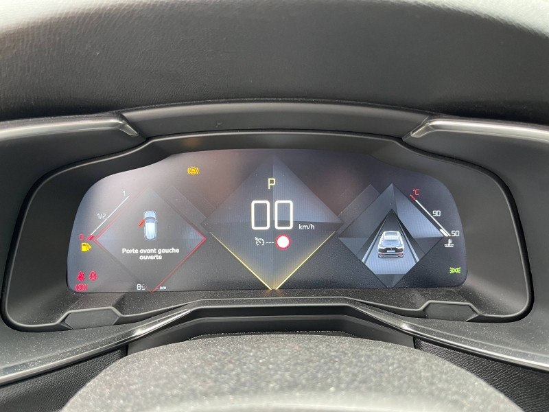 Used DS DS 7 Crossback PureTech 225ch Grand Chic Automatique CLIM GPS GARANTIE 12 MOIS 2018 Gris Artense (M) € 19990 in Forbach