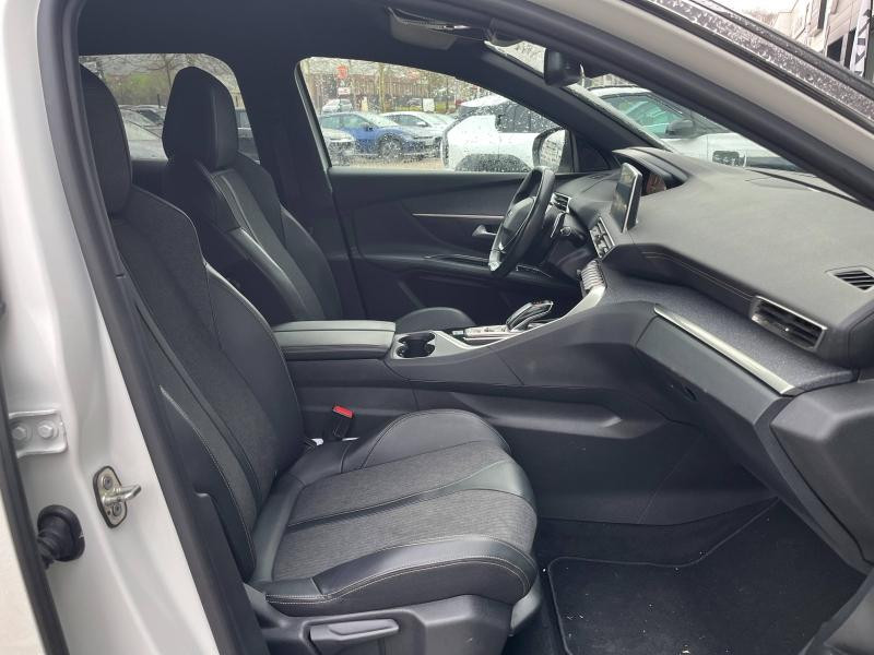 Occasion PEUGEOT 3008 1.5 BlueHDi 130ch E6.c GT Line S&S EAT8 CLIM GPS CARPLAY GARANTIE 12 MOIS 2019 Blanc Nacré (S) 20990 € à Forbach