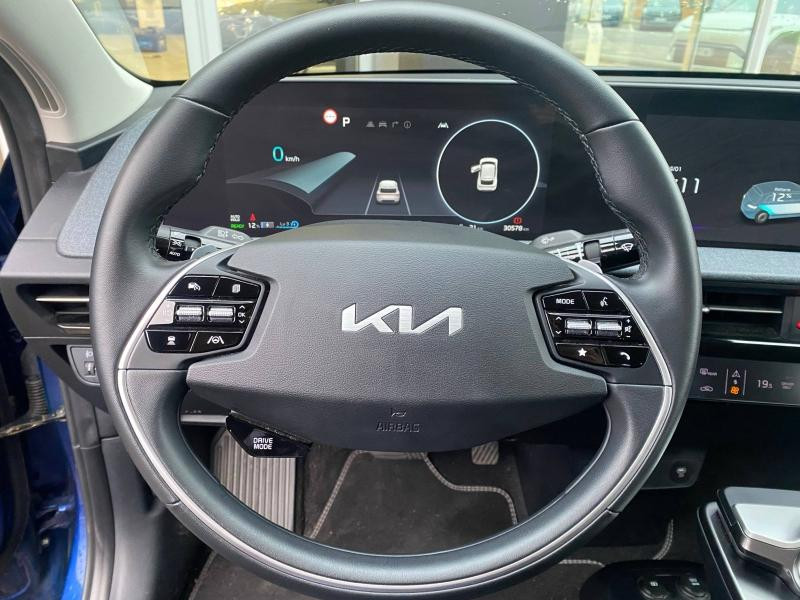 Used KIA EV6 229ch Air Active 2WD GPS CLIM CAMERA CARPLAY GARANTIE 11-2027 2021 Bleu Saphir métallisé € 28990 in Forbach