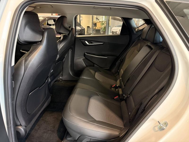Occasion KIA EV6 229ch Air Active 2WD GARANTIE 07-2029 2022 Blanc Nacré 27990 € à Forbach