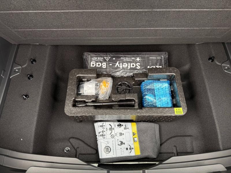 Occasion KIA Niro 1.6 GDi 129ch HEV Active DCT6 2025 Blanc Nacré 31990 € à Forbach