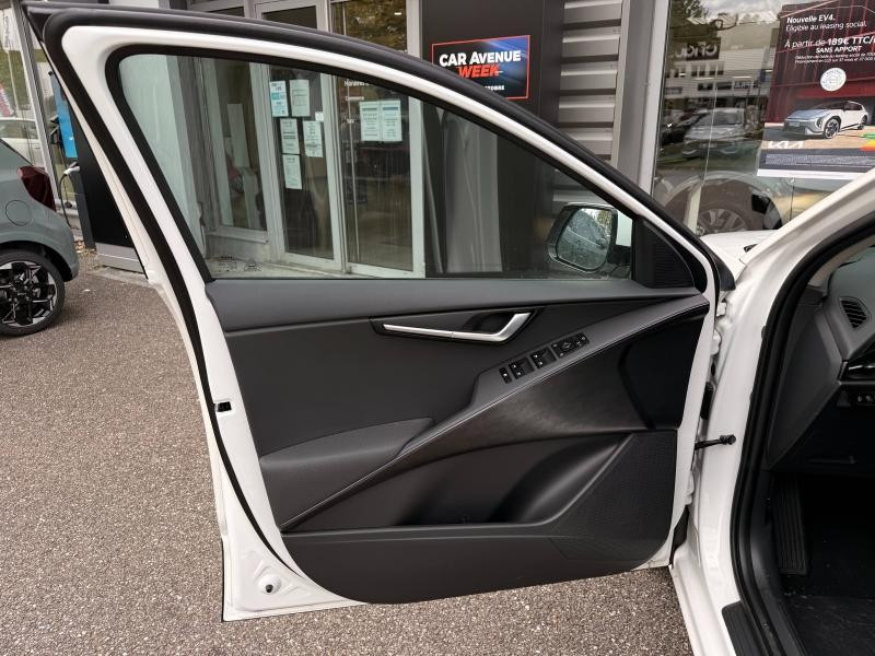 Occasion KIA Niro 1.6 GDi 129ch HEV Active DCT6 2025 Blanc Nacré 31990 € à Forbach