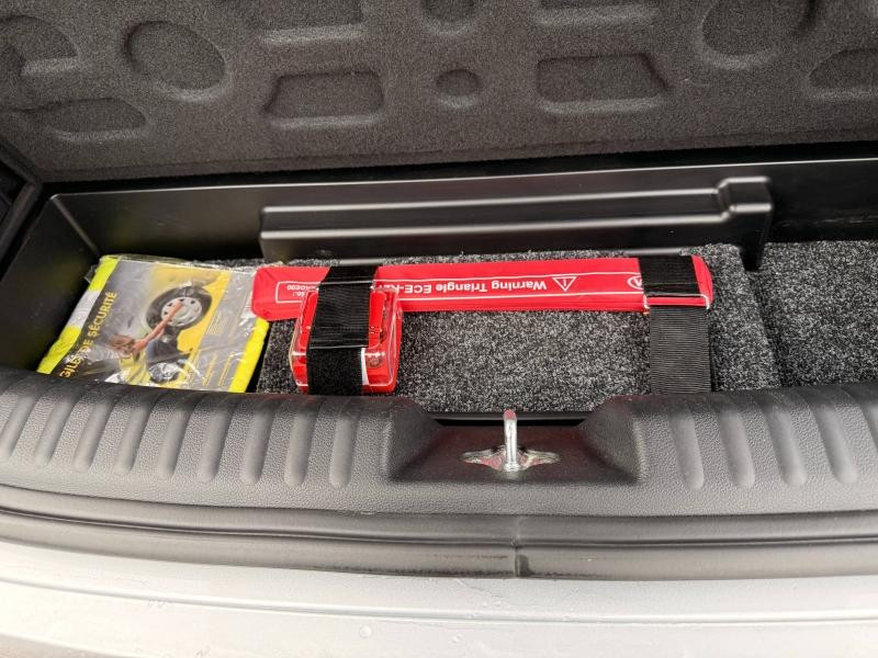 Occasion KIA XCeed 1.6 GDi 105ch + Plug-In 60.5ch Premium DCT6 GARANTIE 12-2027 2020 Gris Acier métallisé 19490 € à Forbach