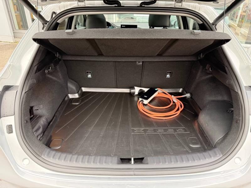 Occasion KIA XCeed 1.6 GDi 105ch + Plug-In 60.5ch Premium DCT6 GARANTIE 12-2027 2020 Gris Acier métallisé 19490 € à Forbach