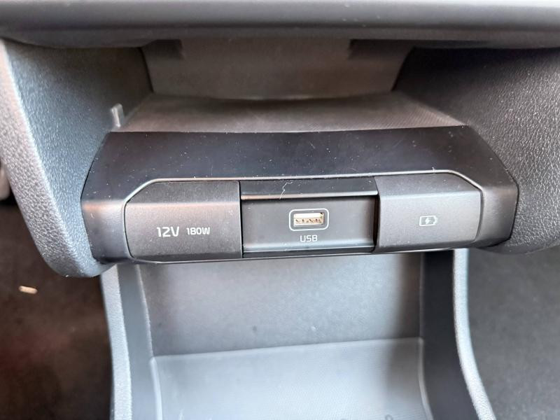 Occasion KIA e-Niro Active 204ch GARANTIE 09-2028 2021 Blanc 20490 € à Forbach