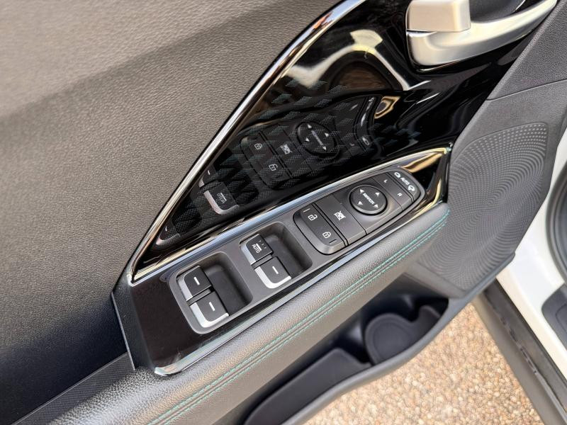 Occasion KIA e-Niro Active 204ch GARANTIE 09-2028 2021 Blanc 20490 € à Forbach