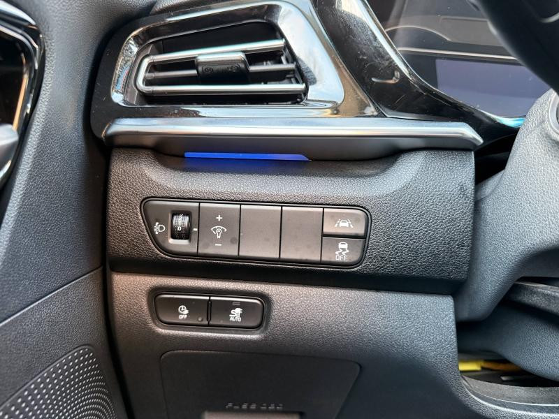 Occasion KIA e-Niro Active 204ch GARANTIE 09-2028 2021 Blanc 20490 € à Forbach