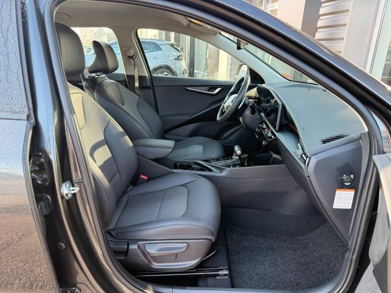 Used KIA Niro 1.6 GDi 129ch HEV Active DCT6 Garantie 05/2032 2025 Gris Cosmique Métallisé € 31490 in Forbach